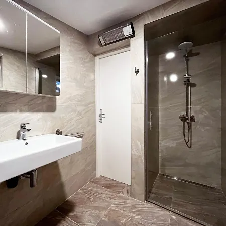 House Suzi Holiday home Posedarje